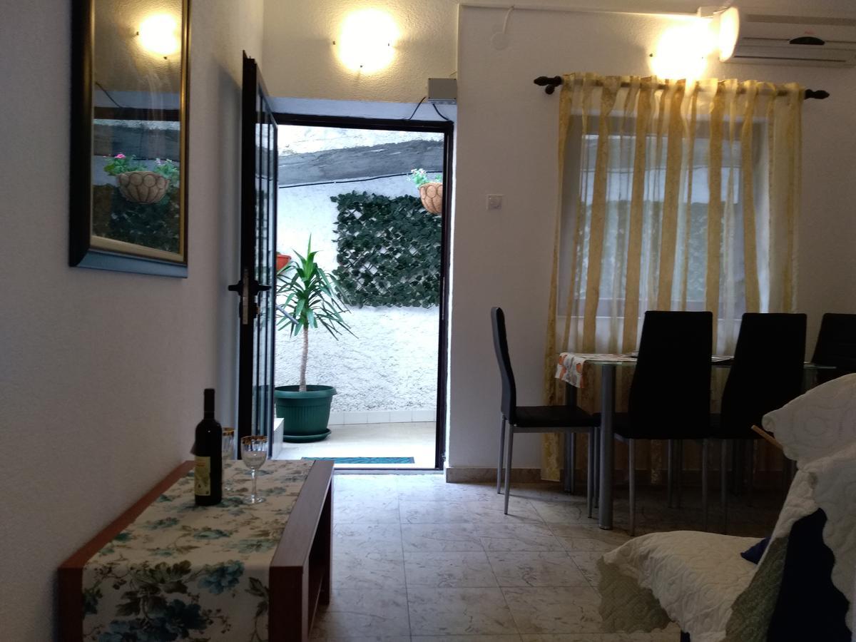 Guest House Villa Castio Petrovac Dış mekan fotoğraf